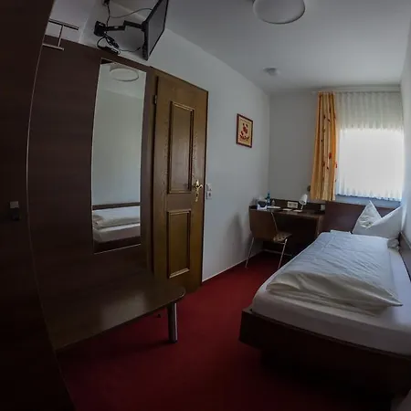 Ratskeller Niederurff - & Restaurant Guest house *