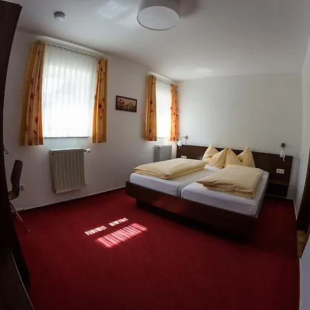 Guest house Ratskeller Niederurff - & Restaurant *