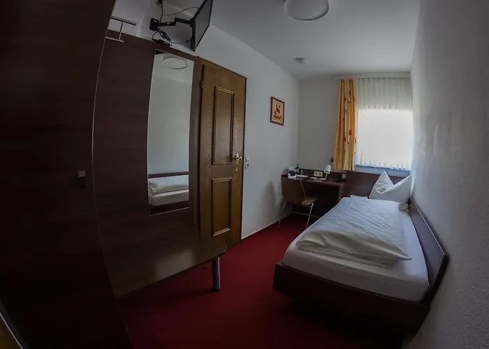 Ratskeller Niederurff - & Restaurant Pensionat 3*